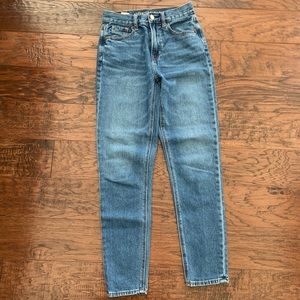 American eagle mom jeans